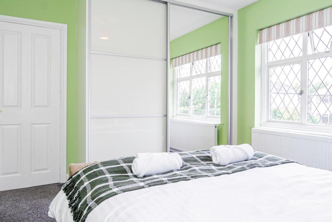 Stunning Place, Close To Windsor & Heathrow & Private Parking * Burnham (Buckinghamshire)