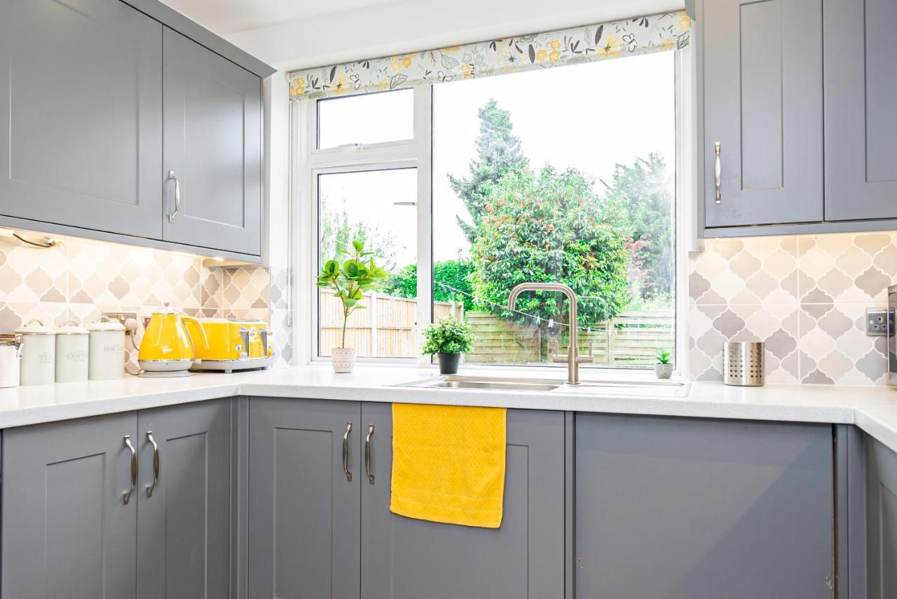 Stunning Place, Close To Windsor & Heathrow & Private Parking Holiday home Burnham (Buckinghamshire)