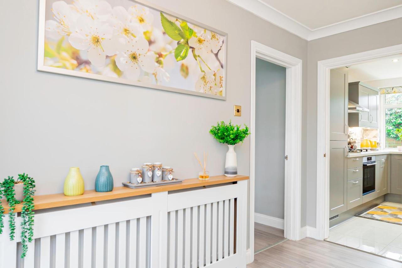 Stunning Place, Close To Windsor & Heathrow & Private Parking Burnham (Buckinghamshire)